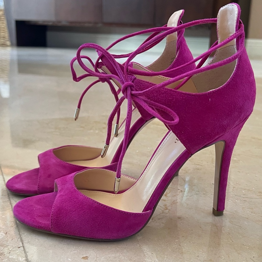 Ivanka Trump Magenta Suede Pumps Size 9.5
